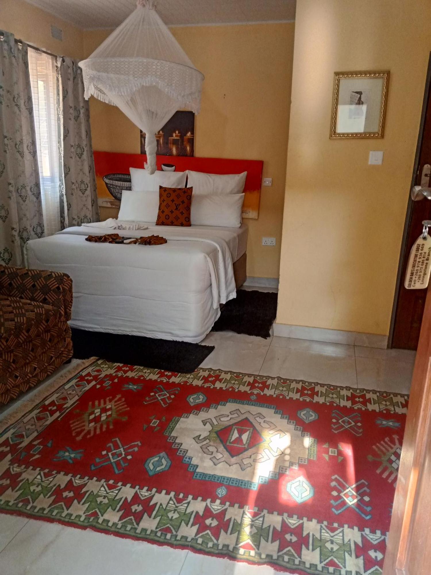 Golden Days Lodge ليفينغستون المظهر الخارجي الصورة